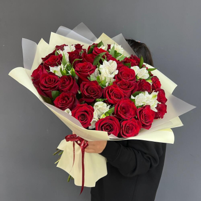 Букет «Танец любви» – гармония страсти и нежности в каждом лепестке Видное Московская область