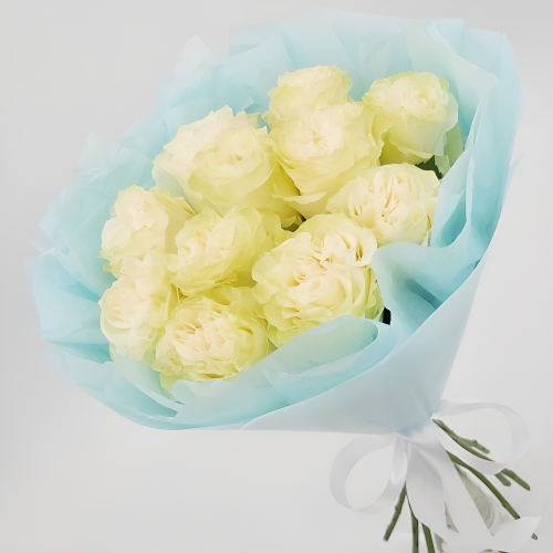 Букет «Кружевное облачко» – 11 белоснежных роз в нежной упаковке Видное Московская область